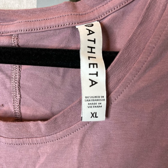 HP 🎉 Athleta long sleeved top - Picture 3 of 5